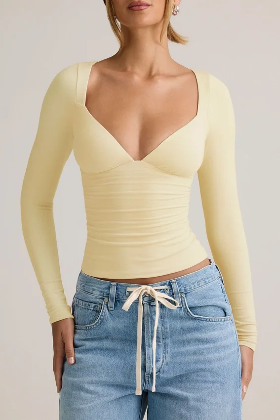 Emry Modal Ruched Long-Sleeve Top i Buttercream Yellow Emry Modal Ruched Long-Sleeve Top i Buttercream Yellow