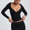 Emry Modal Ruched Long-Sleeve Top i svart Emry Modal Ruched Long-Sleeve Top i svart