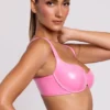 Estelle vinyl-bralette med bygel i rosa Estelle vinyl-bralette med bygel i rosa