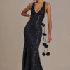Etoile Embellished Plunge Open-Back Gown i svart Etoile Embellished Plunge Open-Back Gown i svart