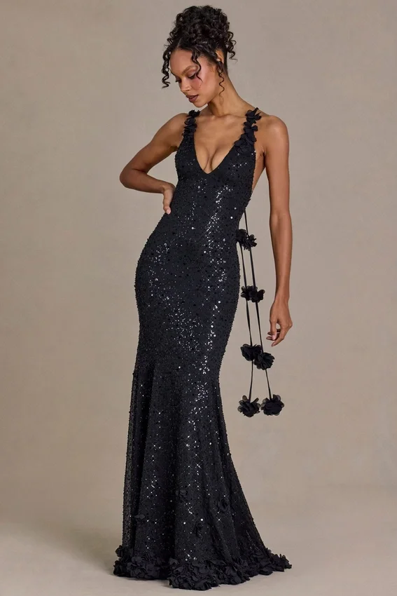 Etoile Embellished Plunge Open-Back Gown i svart Etoile Embellished Plunge Open-Back Gown i svart