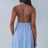 Evania halterneck babydoll-miniklänning i blått prickmönster Evania halterneck babydoll-miniklänning i blått prickmönster