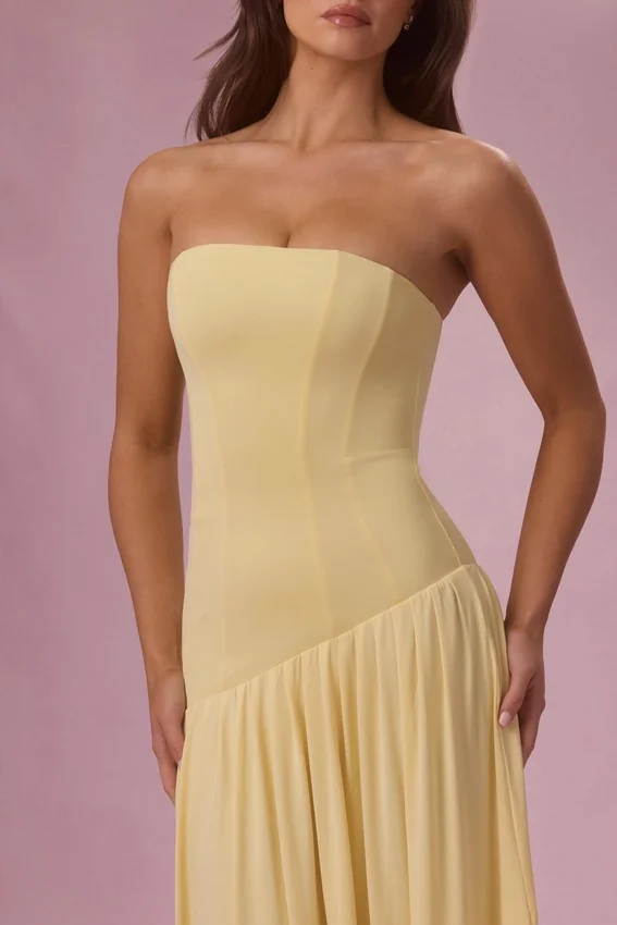 Evelina Jersey Strapless Gown i Butter Yellow Evelina Jersey Strapless Gown i Butter Yellow