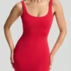 Evie Bodycon-miniklänning med låg rygg i körsbärsrött Evie Bodycon-miniklänning med låg rygg i körsbärsrött