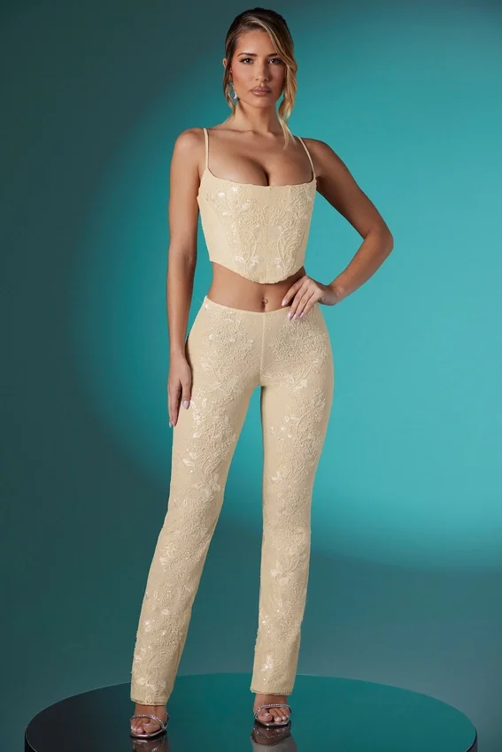 Fallon Petite Embellished Lace Low Rise Trousers i Ivory Fallon Petite Embellished Lace Low Rise Trousers i Ivory