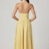 Farrah Modal Broderie Anglaise halterneck-klänning i citrongult Farrah Modal Broderie Anglaise halterneck-klänning i citrongult