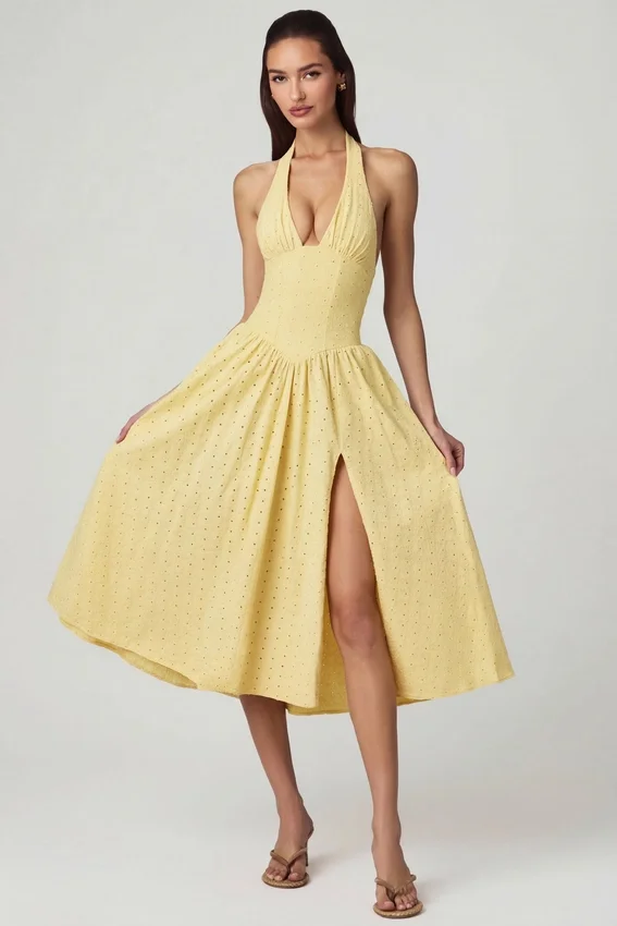 Farrah Modal Broderie Anglaise halterneck-klänning i citrongult Farrah Modal Broderie Anglaise halterneck-klänning i citrongult