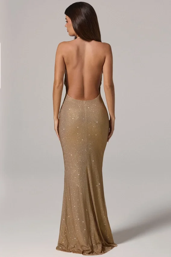 Feyre Embellished Cowl-Neck Backless Gown i guld Feyre Embellished Cowl-Neck Backless Gown i guld