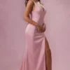 Florienne satinbrudtärneklänning med drapering i Blush Pink Florienne satinbrudtärneklänning med drapering i Blush Pink