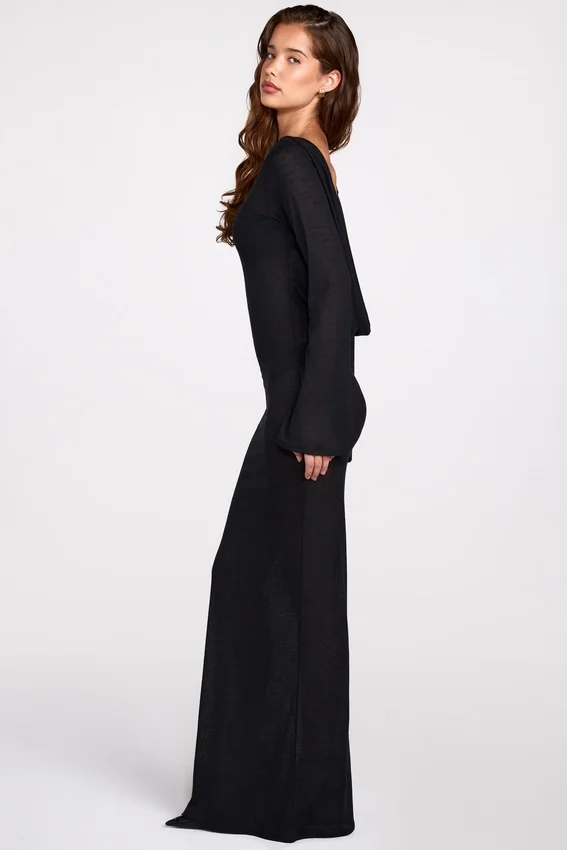 Frances Sheer Jersey Long-Sleeve Backless Maxiklänning i svart Frances Sheer Jersey Long-Sleeve Backless Maxiklänning i svart