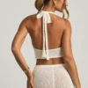 Gianna Bouclé halterneck crop top i vitt Gianna Bouclé halterneck crop top i vitt