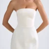 Haisley Bandeau Structured Tulip Miniklänning i elfenben Haisley Bandeau Structured Tulip Miniklänning i elfenben