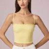 Hania Modal Broderie Anglaise Camisole-top i citrongult Hania Modal Broderie Anglaise Camisole-top i citrongult