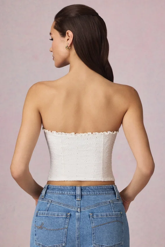 Hania Modal Broderie Anglaise Camisole Toppar i vitt Hania Modal Broderie Anglaise Camisole Toppar i vitt