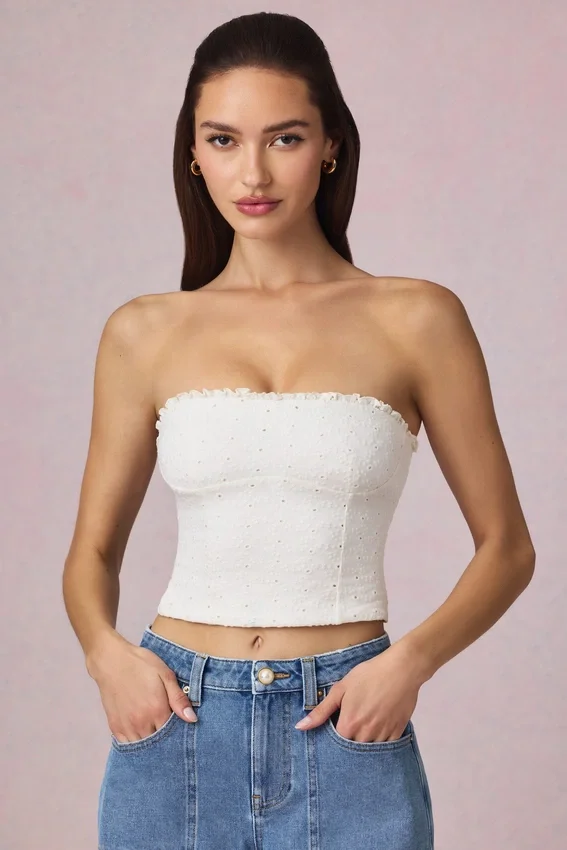 Hania Modal Broderie Anglaise Camisole Toppar i vitt Hania Modal Broderie Anglaise Camisole Toppar i vitt