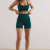 Högmidjade Define Luxe minishorts i jadegrönt Högmidjade Define Luxe minishorts i jadegrönt