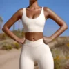Högmidjade FlexiRib-bikeshorts i ivory Högmidjade FlexiRib-bikeshorts i ivory
