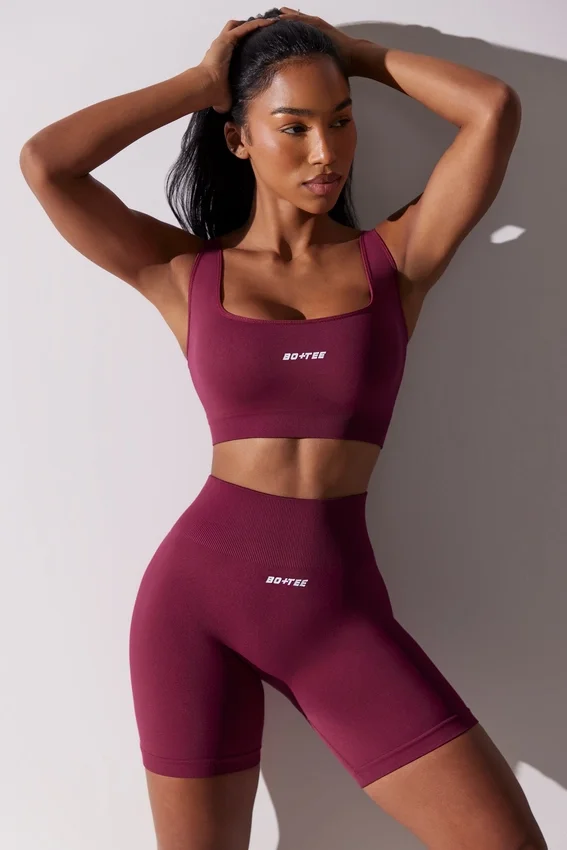 Högmidjade Super Sculpt-cykelshorts i plommon Högmidjade Super Sculpt-cykelshorts i plommon