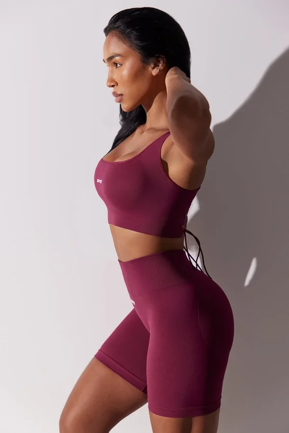 Högmidjade Super Sculpt-cykelshorts i plommon Högmidjade Super Sculpt-cykelshorts i plommon