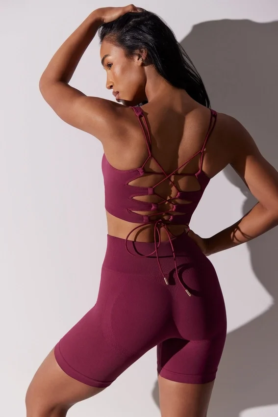 Högmidjade Super Sculpt-cykelshorts i plommon Högmidjade Super Sculpt-cykelshorts i plommon