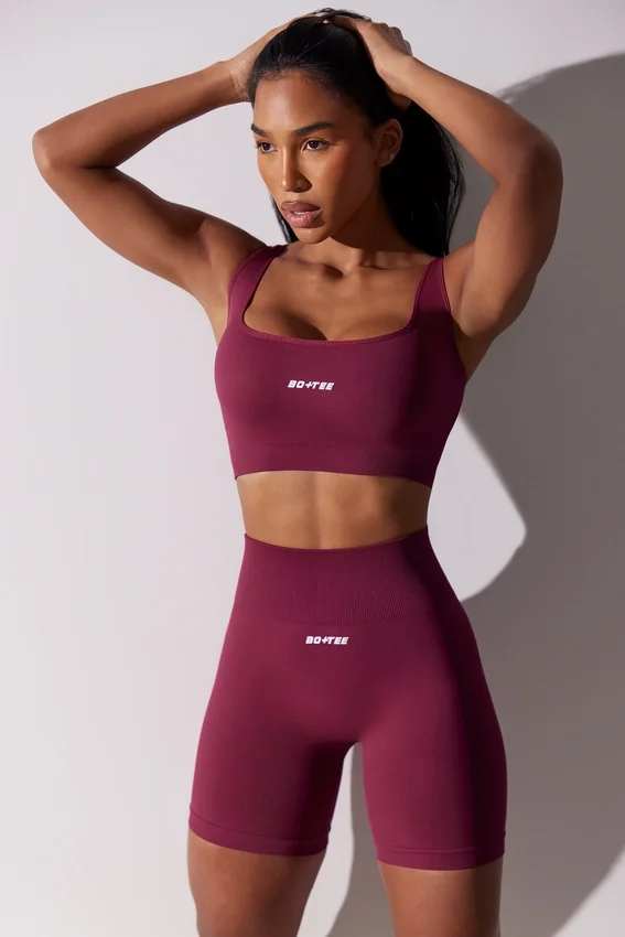Högmidjade Super Sculpt-cykelshorts i plommon Högmidjade Super Sculpt-cykelshorts i plommon