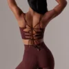 Högmidjade Super Sculpt-cykelshorts i vinrött Högmidjade Super Sculpt-cykelshorts i vinrött