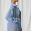 Hiva Oversized-skjorta med pärldetaljer i himmelsblått Hiva Oversized-skjorta med pärldetaljer i himmelsblått