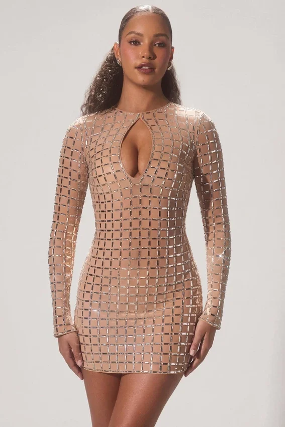 Ilana Embellished Semi-Sheer Cut-Out Miniklänning i Almond Ilana Embellished Semi-Sheer Cut-Out Miniklänning i Almond