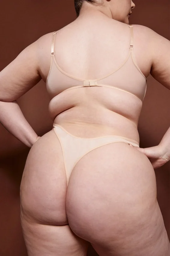 Intimates mjuk mesh-bh med bygel i beige Intimates mjuk mesh-bh med bygel i beige