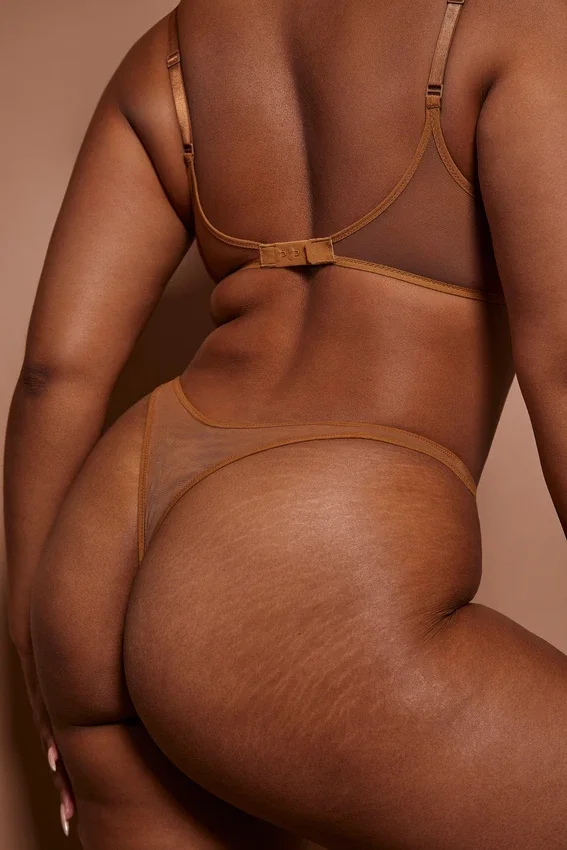 Intimates mjuk mesh-bh med bygel i ett lager i mandel Intimates mjuk mesh-bh med bygel i ett lager i mandel