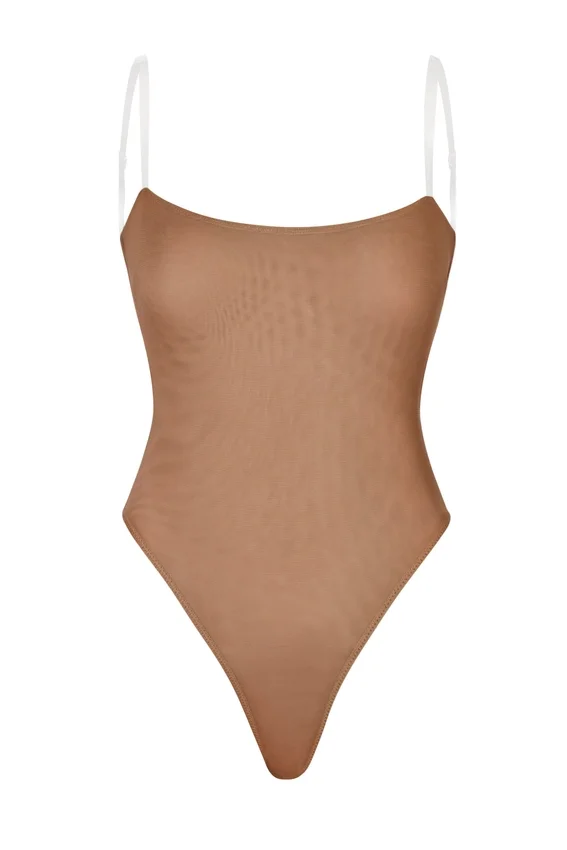 Intimates Soft Mesh Invisible Strap Thong Bodys i honungsfärg Intimates Soft Mesh Invisible Strap Thong Bodys i honungsfärg