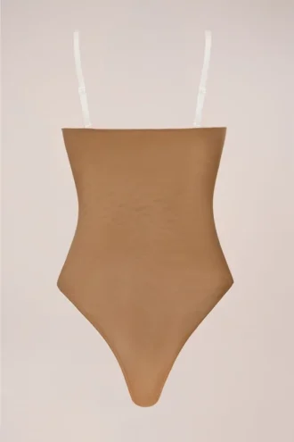 Intimates strapless bodys i färgen Almond Intimates strapless bodys i färgen Almond