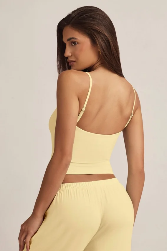 Isalie Modal Camisole Pyjama Top i pastellgult Isalie Modal Camisole Pyjama Top i pastellgult
