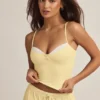 Isalie Modal Camisole Pyjama Top i pastellgult Isalie Modal Camisole Pyjama Top i pastellgult