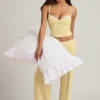 Isalie Modal Camisole Pyjama Top i pastellgult Isalie Modal Camisole Pyjama Top i pastellgult