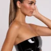 Jadis bandeau-bralette i vinyl, svart Jadis bandeau-bralette i vinyl, svart