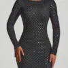 Jailene Embellished Open-Back Gown i svart Jailene Embellished Open-Back Gown i svart
