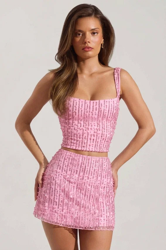 Jianna minikjol med dekor och låg midja i rosa Jianna minikjol med dekor och låg midja i rosa