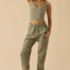 Joggingbyxor i bomullsfleece med medelhög midja i khakigrönt Joggingbyxor i bomullsfleece med medelhög midja i khakigrönt