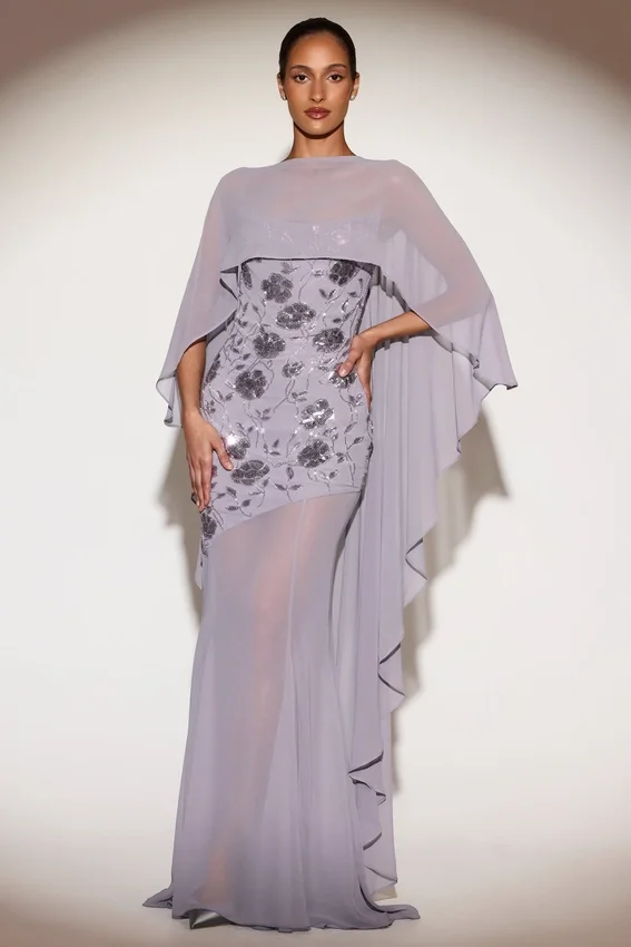 Jovelle genomskinlig draperad cape i chiffong i lila Jovelle genomskinlig draperad cape i chiffong i lila