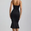 Julane Slinky Jersey Ruched Cut-Out Midaxi-klänning i svart Julane Slinky Jersey Ruched Cut-Out Midaxi-klänning i svart