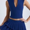 Kadie kort topp med öppen framsida i True Navy Kadie kort topp med öppen framsida i True Navy