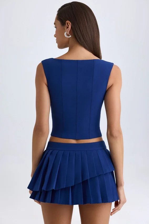 Kadie kort topp med öppen framsida i True Navy Kadie kort topp med öppen framsida i True Navy