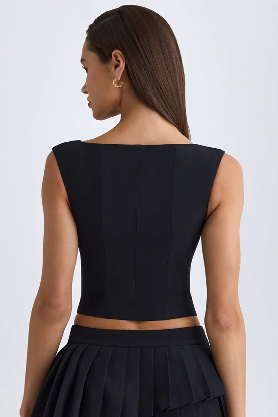 Kadie V-ringad strukturerad crop top i svart Kadie V-ringad strukturerad crop top i svart