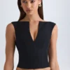 Kadie V-ringad strukturerad crop top i svart Kadie V-ringad strukturerad crop top i svart