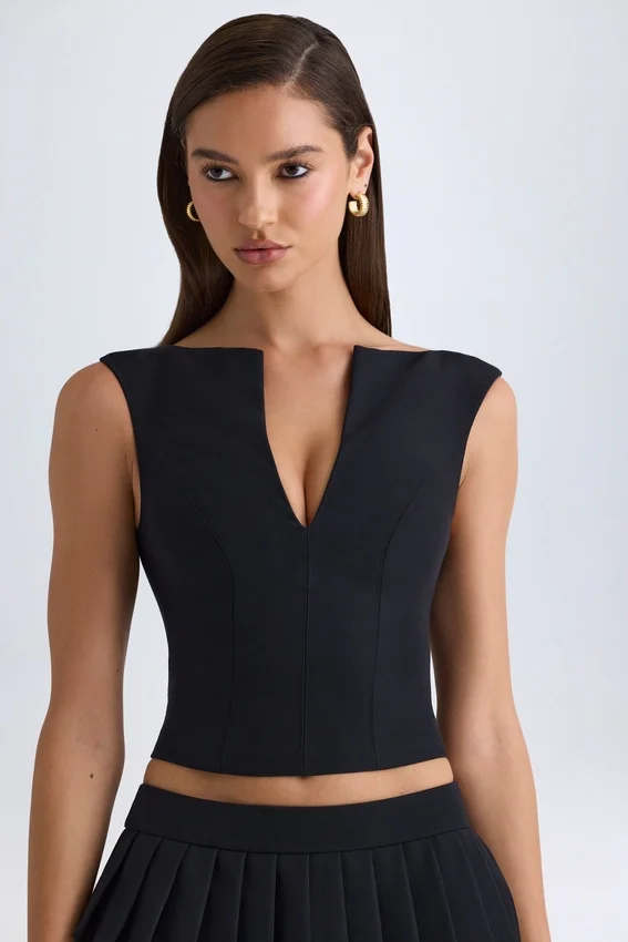 Kadie V-ringad strukturerad crop top i svart Kadie V-ringad strukturerad crop top i svart