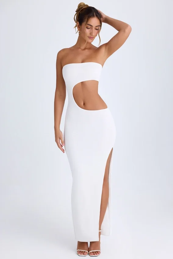 Kaikoa Cut-Out Bandeau Maxiklänning i vitt Kaikoa Cut-Out Bandeau Maxiklänning i vitt