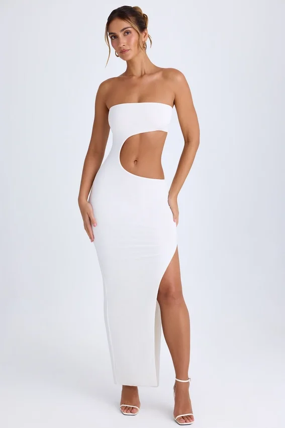 Kaikoa Cut-Out Bandeau Maxiklänning i vitt Kaikoa Cut-Out Bandeau Maxiklänning i vitt