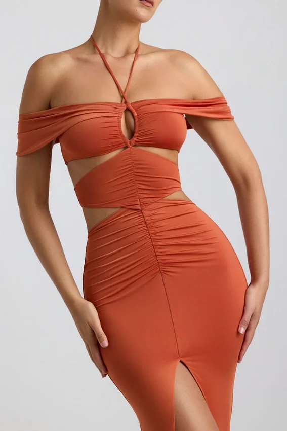 Karleen Slinky Jersey Cut-Out Halterneck Gown i Burnt Orange Karleen Slinky Jersey Cut-Out Halterneck Gown i Burnt Orange