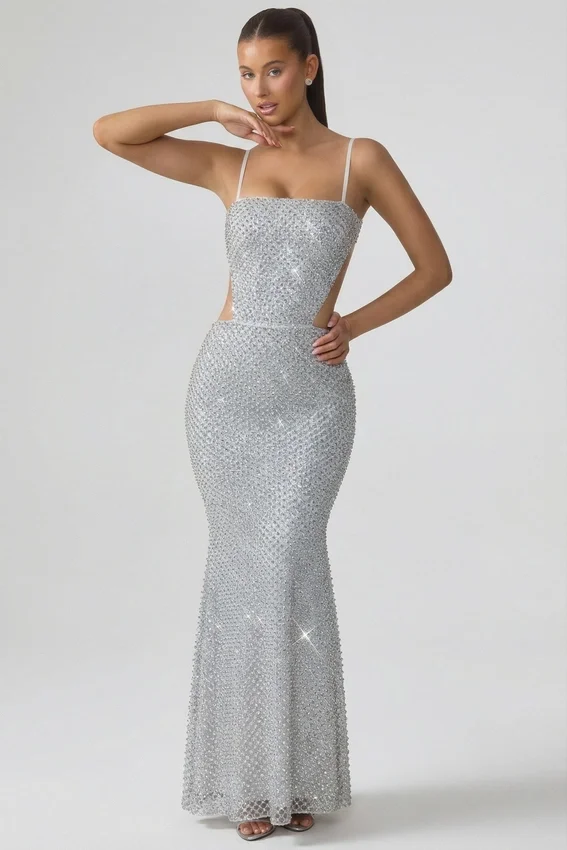 Katalia Embellished Cut-Out Gown i silver Katalia Embellished Cut-Out Gown i silver